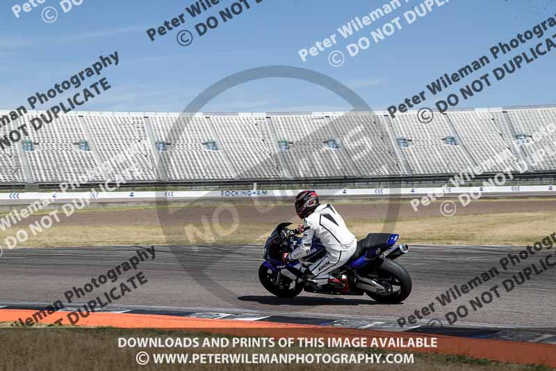 Rockingham no limits trackday;enduro digital images;event digital images;eventdigitalimages;no limits trackdays;peter wileman photography;racing digital images;rockingham raceway northamptonshire;rockingham trackday photographs;trackday digital images;trackday photos