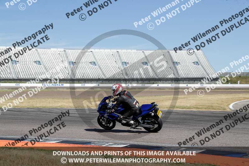 Rockingham no limits trackday;enduro digital images;event digital images;eventdigitalimages;no limits trackdays;peter wileman photography;racing digital images;rockingham raceway northamptonshire;rockingham trackday photographs;trackday digital images;trackday photos