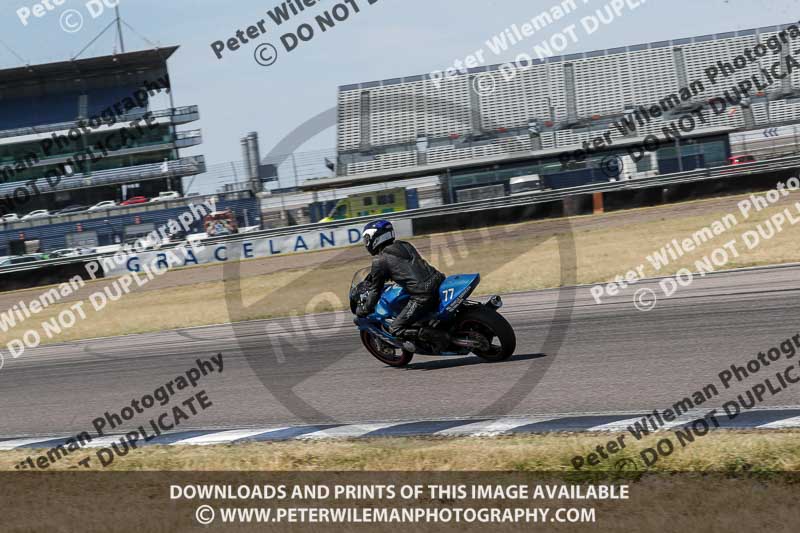 Rockingham no limits trackday;enduro digital images;event digital images;eventdigitalimages;no limits trackdays;peter wileman photography;racing digital images;rockingham raceway northamptonshire;rockingham trackday photographs;trackday digital images;trackday photos