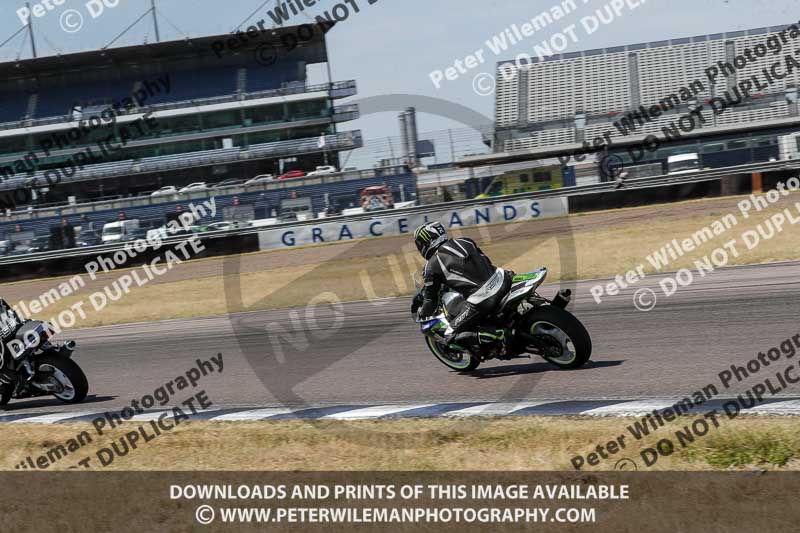 Rockingham no limits trackday;enduro digital images;event digital images;eventdigitalimages;no limits trackdays;peter wileman photography;racing digital images;rockingham raceway northamptonshire;rockingham trackday photographs;trackday digital images;trackday photos