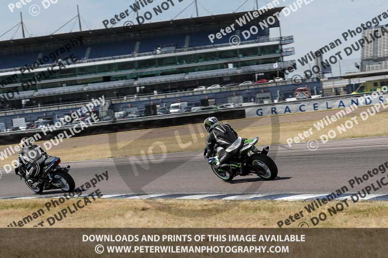 Rockingham no limits trackday;enduro digital images;event digital images;eventdigitalimages;no limits trackdays;peter wileman photography;racing digital images;rockingham raceway northamptonshire;rockingham trackday photographs;trackday digital images;trackday photos