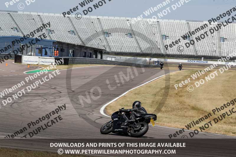 Rockingham no limits trackday;enduro digital images;event digital images;eventdigitalimages;no limits trackdays;peter wileman photography;racing digital images;rockingham raceway northamptonshire;rockingham trackday photographs;trackday digital images;trackday photos