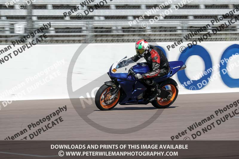 Rockingham no limits trackday;enduro digital images;event digital images;eventdigitalimages;no limits trackdays;peter wileman photography;racing digital images;rockingham raceway northamptonshire;rockingham trackday photographs;trackday digital images;trackday photos