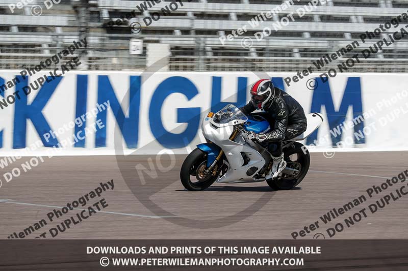 Rockingham no limits trackday;enduro digital images;event digital images;eventdigitalimages;no limits trackdays;peter wileman photography;racing digital images;rockingham raceway northamptonshire;rockingham trackday photographs;trackday digital images;trackday photos