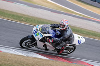 donington-no-limits-trackday;donington-park-photographs;donington-trackday-photographs;no-limits-trackdays;peter-wileman-photography;trackday-digital-images;trackday-photos