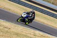 Rockingham-no-limits-trackday;enduro-digital-images;event-digital-images;eventdigitalimages;no-limits-trackdays;peter-wileman-photography;racing-digital-images;rockingham-raceway-northamptonshire;rockingham-trackday-photographs;trackday-digital-images;trackday-photos