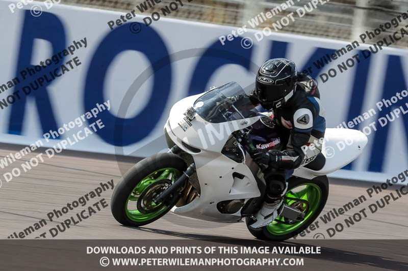 Rockingham no limits trackday;enduro digital images;event digital images;eventdigitalimages;no limits trackdays;peter wileman photography;racing digital images;rockingham raceway northamptonshire;rockingham trackday photographs;trackday digital images;trackday photos