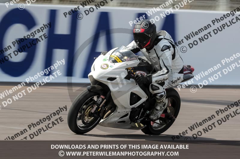 Rockingham no limits trackday;enduro digital images;event digital images;eventdigitalimages;no limits trackdays;peter wileman photography;racing digital images;rockingham raceway northamptonshire;rockingham trackday photographs;trackday digital images;trackday photos