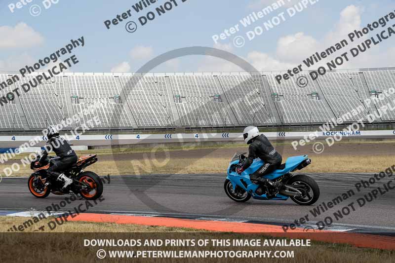 Rockingham no limits trackday;enduro digital images;event digital images;eventdigitalimages;no limits trackdays;peter wileman photography;racing digital images;rockingham raceway northamptonshire;rockingham trackday photographs;trackday digital images;trackday photos