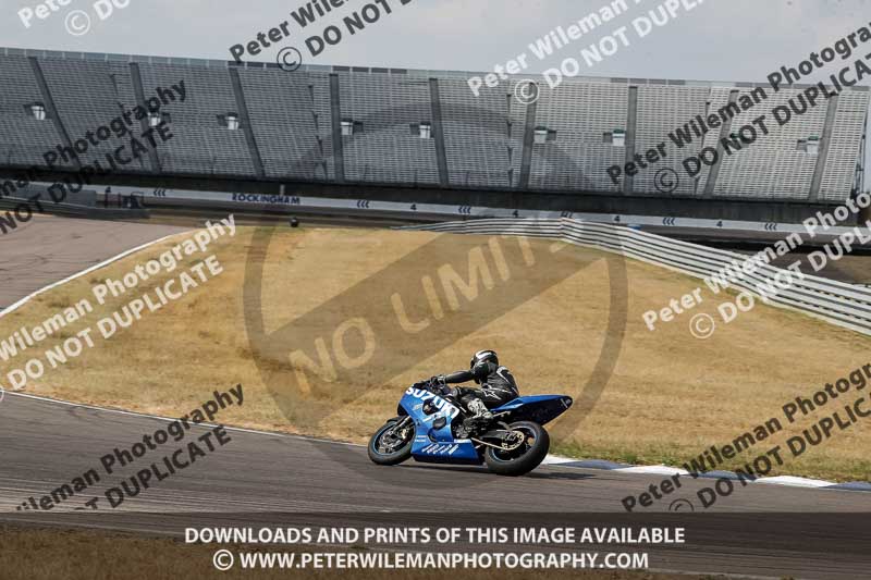 Rockingham no limits trackday;enduro digital images;event digital images;eventdigitalimages;no limits trackdays;peter wileman photography;racing digital images;rockingham raceway northamptonshire;rockingham trackday photographs;trackday digital images;trackday photos