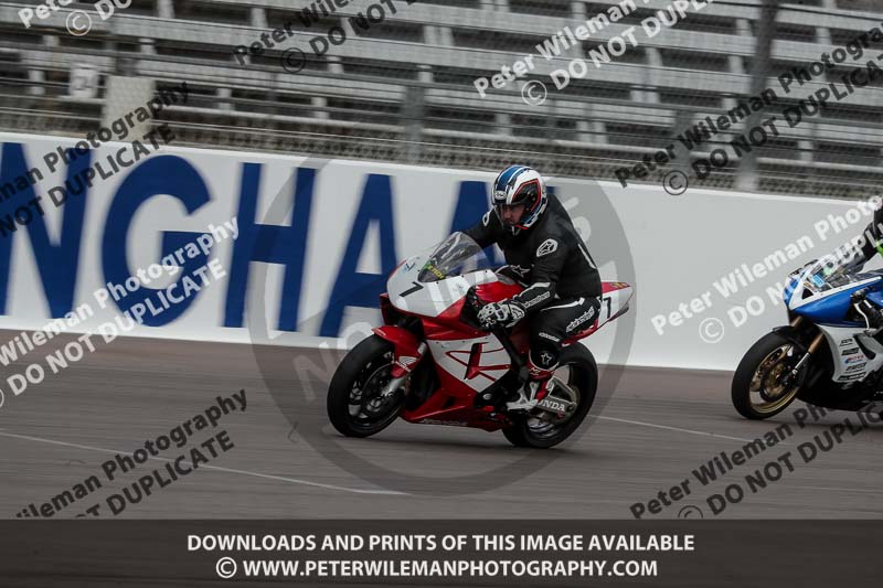 Rockingham no limits trackday;enduro digital images;event digital images;eventdigitalimages;no limits trackdays;peter wileman photography;racing digital images;rockingham raceway northamptonshire;rockingham trackday photographs;trackday digital images;trackday photos