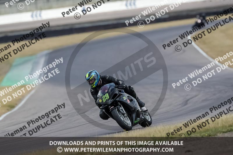 Rockingham no limits trackday;enduro digital images;event digital images;eventdigitalimages;no limits trackdays;peter wileman photography;racing digital images;rockingham raceway northamptonshire;rockingham trackday photographs;trackday digital images;trackday photos