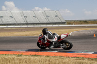 Rockingham-no-limits-trackday;enduro-digital-images;event-digital-images;eventdigitalimages;no-limits-trackdays;peter-wileman-photography;racing-digital-images;rockingham-raceway-northamptonshire;rockingham-trackday-photographs;trackday-digital-images;trackday-photos