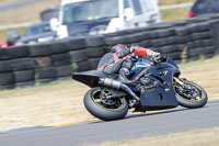 anglesey-no-limits-trackday;anglesey-photographs;anglesey-trackday-photographs;enduro-digital-images;event-digital-images;eventdigitalimages;no-limits-trackdays;peter-wileman-photography;racing-digital-images;trac-mon;trackday-digital-images;trackday-photos;ty-croes