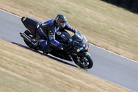 anglesey-no-limits-trackday;anglesey-photographs;anglesey-trackday-photographs;enduro-digital-images;event-digital-images;eventdigitalimages;no-limits-trackdays;peter-wileman-photography;racing-digital-images;trac-mon;trackday-digital-images;trackday-photos;ty-croes