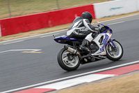 donington-no-limits-trackday;donington-park-photographs;donington-trackday-photographs;no-limits-trackdays;peter-wileman-photography;trackday-digital-images;trackday-photos