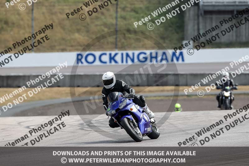 Rockingham no limits trackday;enduro digital images;event digital images;eventdigitalimages;no limits trackdays;peter wileman photography;racing digital images;rockingham raceway northamptonshire;rockingham trackday photographs;trackday digital images;trackday photos