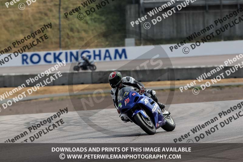 Rockingham no limits trackday;enduro digital images;event digital images;eventdigitalimages;no limits trackdays;peter wileman photography;racing digital images;rockingham raceway northamptonshire;rockingham trackday photographs;trackday digital images;trackday photos