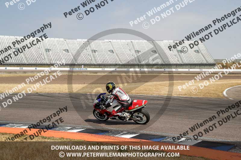 Rockingham no limits trackday;enduro digital images;event digital images;eventdigitalimages;no limits trackdays;peter wileman photography;racing digital images;rockingham raceway northamptonshire;rockingham trackday photographs;trackday digital images;trackday photos