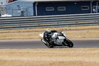 Rockingham-no-limits-trackday;enduro-digital-images;event-digital-images;eventdigitalimages;no-limits-trackdays;peter-wileman-photography;racing-digital-images;rockingham-raceway-northamptonshire;rockingham-trackday-photographs;trackday-digital-images;trackday-photos