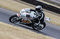 Rockingham-no-limits-trackday;enduro-digital-images;event-digital-images;eventdigitalimages;no-limits-trackdays;peter-wileman-photography;racing-digital-images;rockingham-raceway-northamptonshire;rockingham-trackday-photographs;trackday-digital-images;trackday-photos