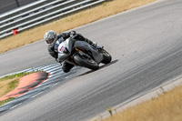 Rockingham-no-limits-trackday;enduro-digital-images;event-digital-images;eventdigitalimages;no-limits-trackdays;peter-wileman-photography;racing-digital-images;rockingham-raceway-northamptonshire;rockingham-trackday-photographs;trackday-digital-images;trackday-photos