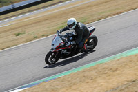 Rockingham-no-limits-trackday;enduro-digital-images;event-digital-images;eventdigitalimages;no-limits-trackdays;peter-wileman-photography;racing-digital-images;rockingham-raceway-northamptonshire;rockingham-trackday-photographs;trackday-digital-images;trackday-photos