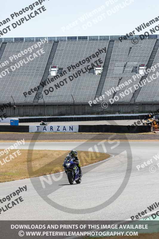 Rockingham no limits trackday;enduro digital images;event digital images;eventdigitalimages;no limits trackdays;peter wileman photography;racing digital images;rockingham raceway northamptonshire;rockingham trackday photographs;trackday digital images;trackday photos