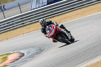 Rockingham-no-limits-trackday;enduro-digital-images;event-digital-images;eventdigitalimages;no-limits-trackdays;peter-wileman-photography;racing-digital-images;rockingham-raceway-northamptonshire;rockingham-trackday-photographs;trackday-digital-images;trackday-photos