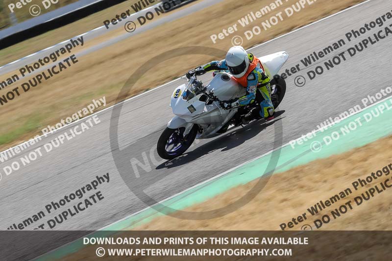 Rockingham no limits trackday;enduro digital images;event digital images;eventdigitalimages;no limits trackdays;peter wileman photography;racing digital images;rockingham raceway northamptonshire;rockingham trackday photographs;trackday digital images;trackday photos