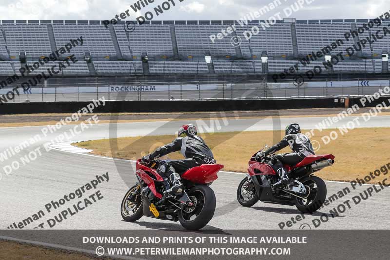 Rockingham no limits trackday;enduro digital images;event digital images;eventdigitalimages;no limits trackdays;peter wileman photography;racing digital images;rockingham raceway northamptonshire;rockingham trackday photographs;trackday digital images;trackday photos