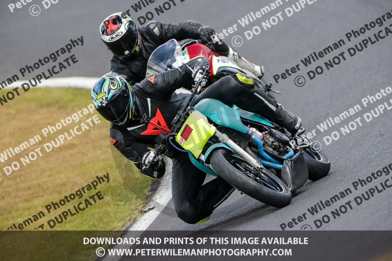 cadwell no limits trackday;cadwell park;cadwell park photographs;cadwell trackday photographs;enduro digital images;event digital images;eventdigitalimages;no limits trackdays;peter wileman photography;racing digital images;trackday digital images;trackday photos