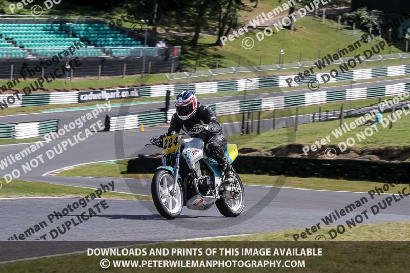 cadwell no limits trackday;cadwell park;cadwell park photographs;cadwell trackday photographs;enduro digital images;event digital images;eventdigitalimages;no limits trackdays;peter wileman photography;racing digital images;trackday digital images;trackday photos