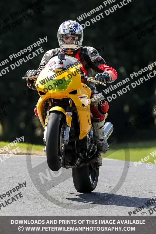 cadwell no limits trackday;cadwell park;cadwell park photographs;cadwell trackday photographs;enduro digital images;event digital images;eventdigitalimages;no limits trackdays;peter wileman photography;racing digital images;trackday digital images;trackday photos