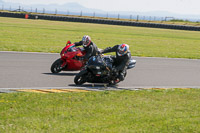 anglesey-no-limits-trackday;anglesey-photographs;anglesey-trackday-photographs;enduro-digital-images;event-digital-images;eventdigitalimages;no-limits-trackdays;peter-wileman-photography;racing-digital-images;trac-mon;trackday-digital-images;trackday-photos;ty-croes