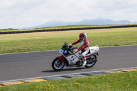 anglesey-no-limits-trackday;anglesey-photographs;anglesey-trackday-photographs;enduro-digital-images;event-digital-images;eventdigitalimages;no-limits-trackdays;peter-wileman-photography;racing-digital-images;trac-mon;trackday-digital-images;trackday-photos;ty-croes