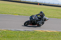 anglesey-no-limits-trackday;anglesey-photographs;anglesey-trackday-photographs;enduro-digital-images;event-digital-images;eventdigitalimages;no-limits-trackdays;peter-wileman-photography;racing-digital-images;trac-mon;trackday-digital-images;trackday-photos;ty-croes