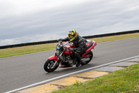 anglesey-no-limits-trackday;anglesey-photographs;anglesey-trackday-photographs;enduro-digital-images;event-digital-images;eventdigitalimages;no-limits-trackdays;peter-wileman-photography;racing-digital-images;trac-mon;trackday-digital-images;trackday-photos;ty-croes