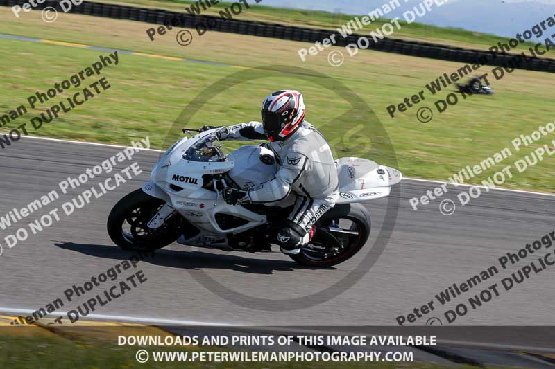 anglesey no limits trackday;anglesey photographs;anglesey trackday photographs;enduro digital images;event digital images;eventdigitalimages;no limits trackdays;peter wileman photography;racing digital images;trac mon;trackday digital images;trackday photos;ty croes