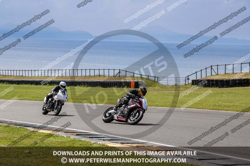 anglesey no limits trackday;anglesey photographs;anglesey trackday photographs;enduro digital images;event digital images;eventdigitalimages;no limits trackdays;peter wileman photography;racing digital images;trac mon;trackday digital images;trackday photos;ty croes