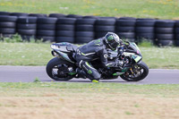 anglesey-no-limits-trackday;anglesey-photographs;anglesey-trackday-photographs;enduro-digital-images;event-digital-images;eventdigitalimages;no-limits-trackdays;peter-wileman-photography;racing-digital-images;trac-mon;trackday-digital-images;trackday-photos;ty-croes