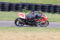 anglesey-no-limits-trackday;anglesey-photographs;anglesey-trackday-photographs;enduro-digital-images;event-digital-images;eventdigitalimages;no-limits-trackdays;peter-wileman-photography;racing-digital-images;trac-mon;trackday-digital-images;trackday-photos;ty-croes