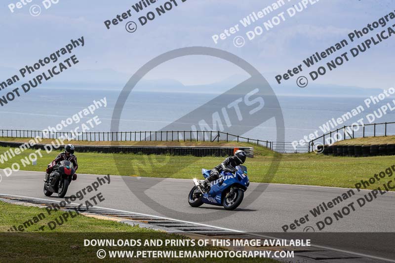 anglesey no limits trackday;anglesey photographs;anglesey trackday photographs;enduro digital images;event digital images;eventdigitalimages;no limits trackdays;peter wileman photography;racing digital images;trac mon;trackday digital images;trackday photos;ty croes