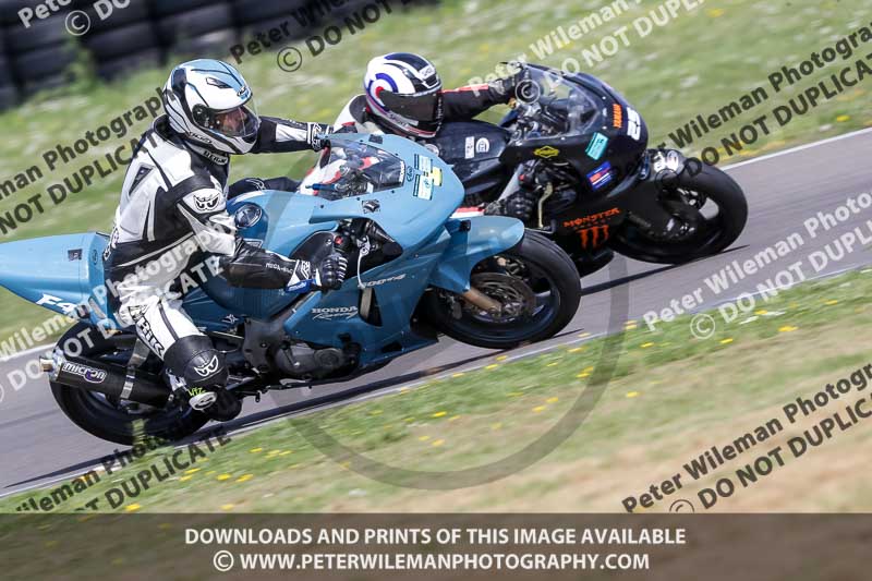 anglesey no limits trackday;anglesey photographs;anglesey trackday photographs;enduro digital images;event digital images;eventdigitalimages;no limits trackdays;peter wileman photography;racing digital images;trac mon;trackday digital images;trackday photos;ty croes