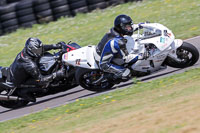 anglesey-no-limits-trackday;anglesey-photographs;anglesey-trackday-photographs;enduro-digital-images;event-digital-images;eventdigitalimages;no-limits-trackdays;peter-wileman-photography;racing-digital-images;trac-mon;trackday-digital-images;trackday-photos;ty-croes