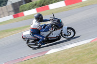 donington-no-limits-trackday;donington-park-photographs;donington-trackday-photographs;no-limits-trackdays;peter-wileman-photography;trackday-digital-images;trackday-photos