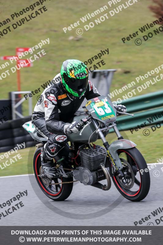 cadwell no limits trackday;cadwell park;cadwell park photographs;cadwell trackday photographs;enduro digital images;event digital images;eventdigitalimages;no limits trackdays;peter wileman photography;racing digital images;trackday digital images;trackday photos