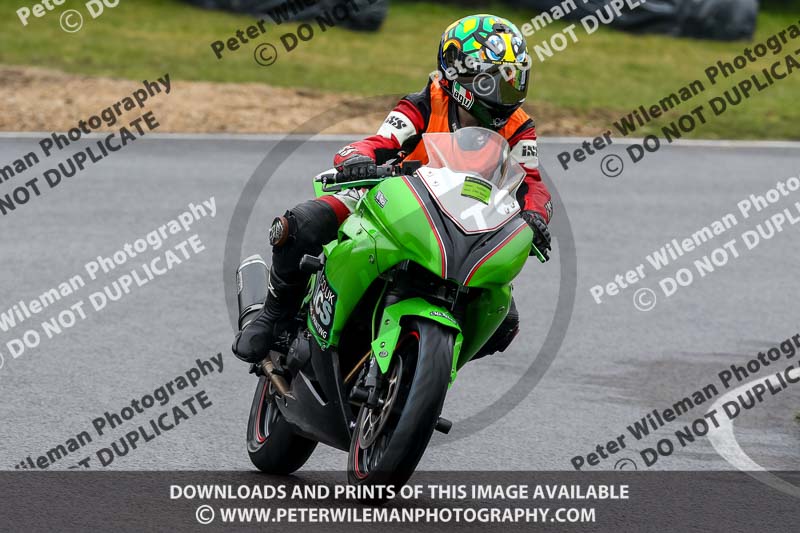 enduro digital images;event digital images;eventdigitalimages;lydden hill;lydden no limits trackday;lydden photographs;lydden trackday photographs;no limits trackdays;peter wileman photography;racing digital images;trackday digital images;trackday photos