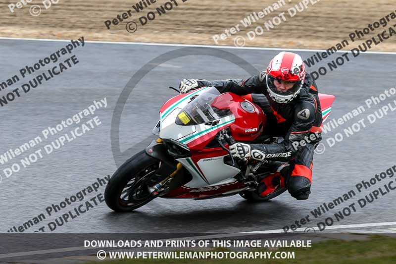 enduro digital images;event digital images;eventdigitalimages;lydden hill;lydden no limits trackday;lydden photographs;lydden trackday photographs;no limits trackdays;peter wileman photography;racing digital images;trackday digital images;trackday photos