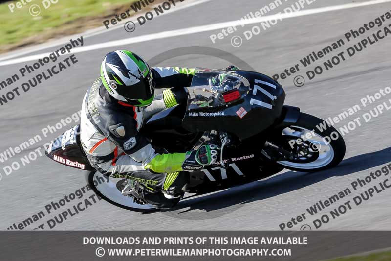 cadwell no limits trackday;cadwell park;cadwell park photographs;cadwell trackday photographs;enduro digital images;event digital images;eventdigitalimages;no limits trackdays;peter wileman photography;racing digital images;trackday digital images;trackday photos